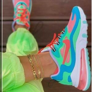 Nike 270 react